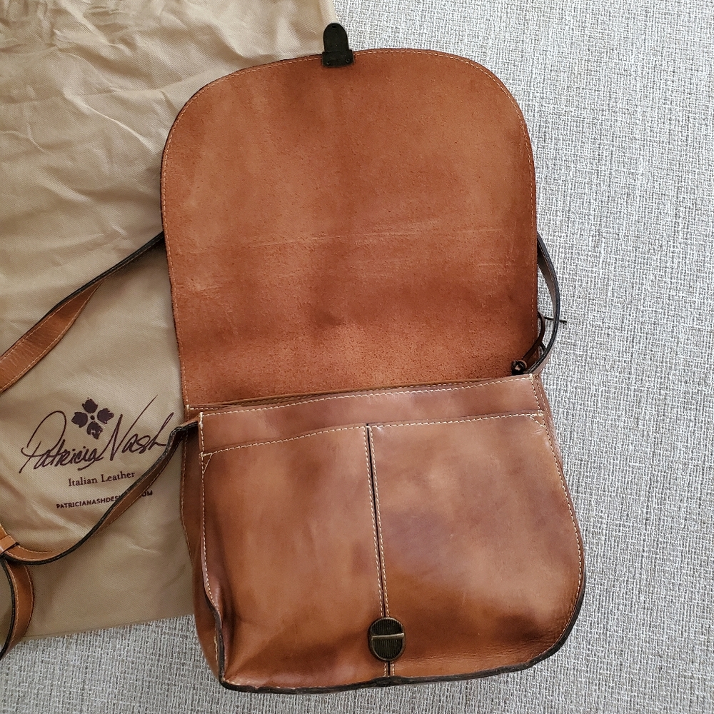 Patricia Nash Leather Saddle Bag - Picture 4 of 14